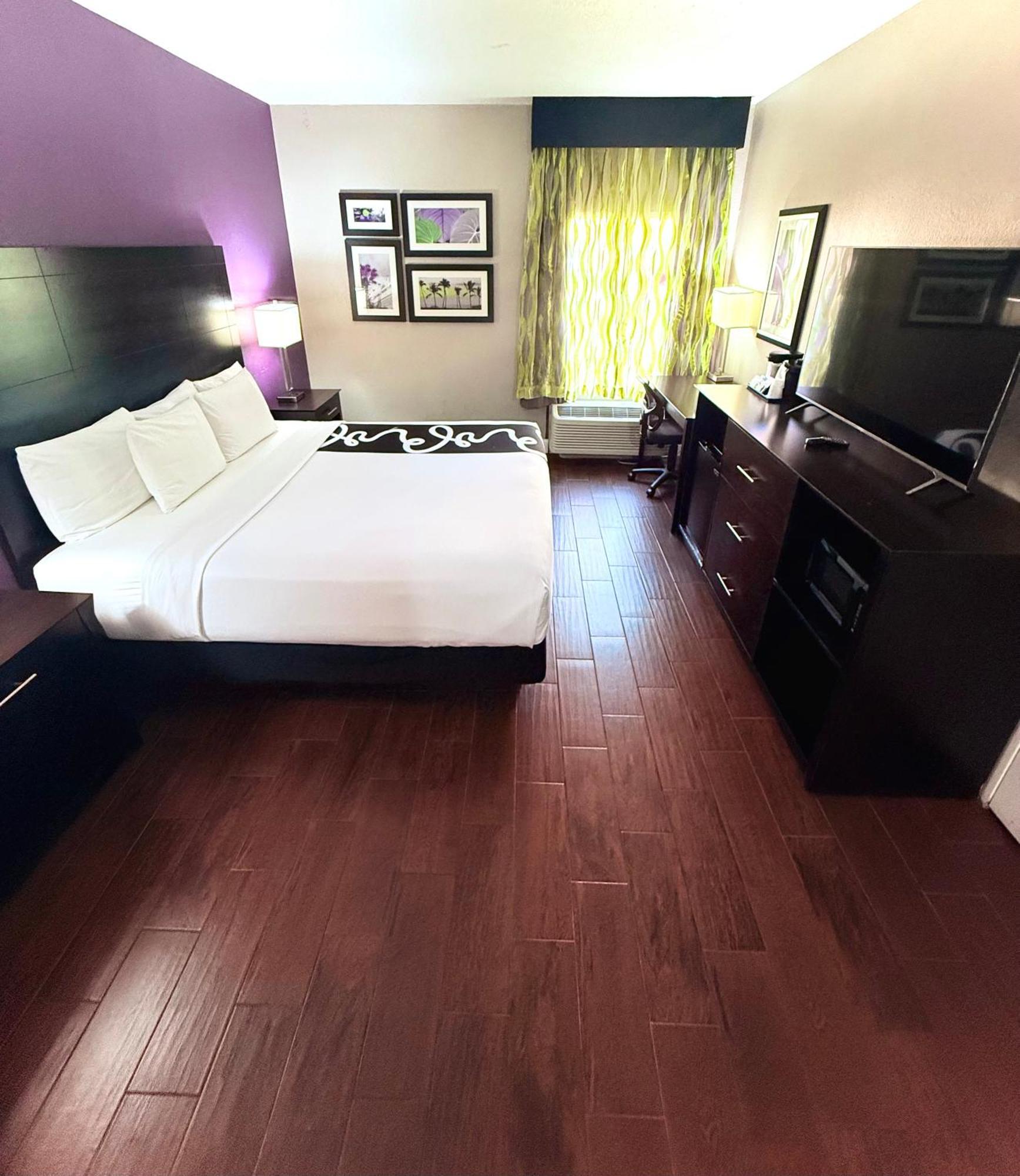 La Quinta By Wyndham Orlando Universal Area - Free Shuttle To Universal Bagian luar foto