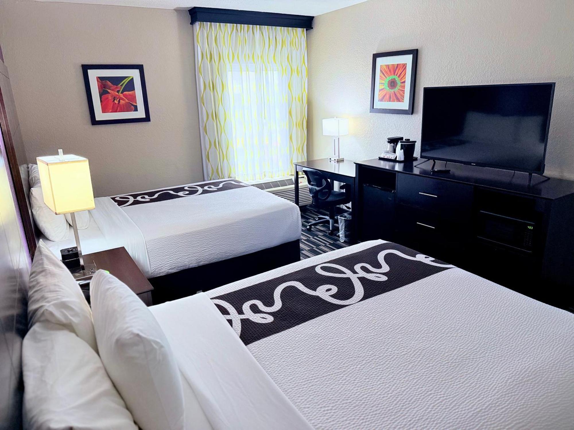 La Quinta By Wyndham Orlando Universal Area - Free Shuttle To Universal Bagian luar foto