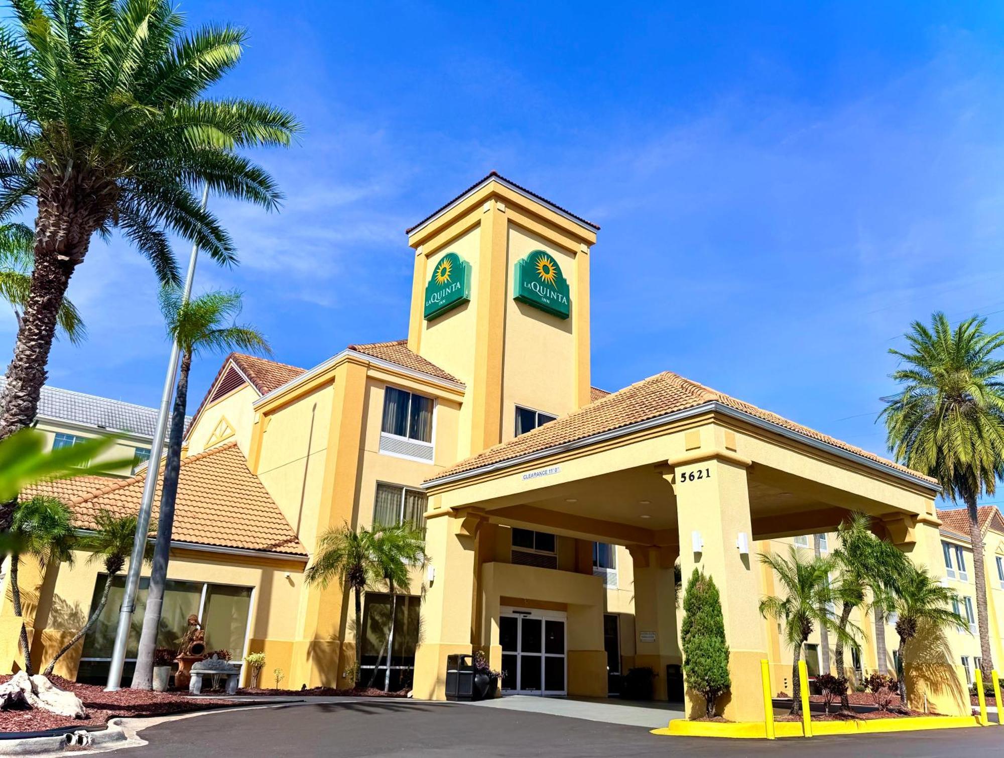 La Quinta By Wyndham Orlando Universal Area - Free Shuttle To Universal Bagian luar foto