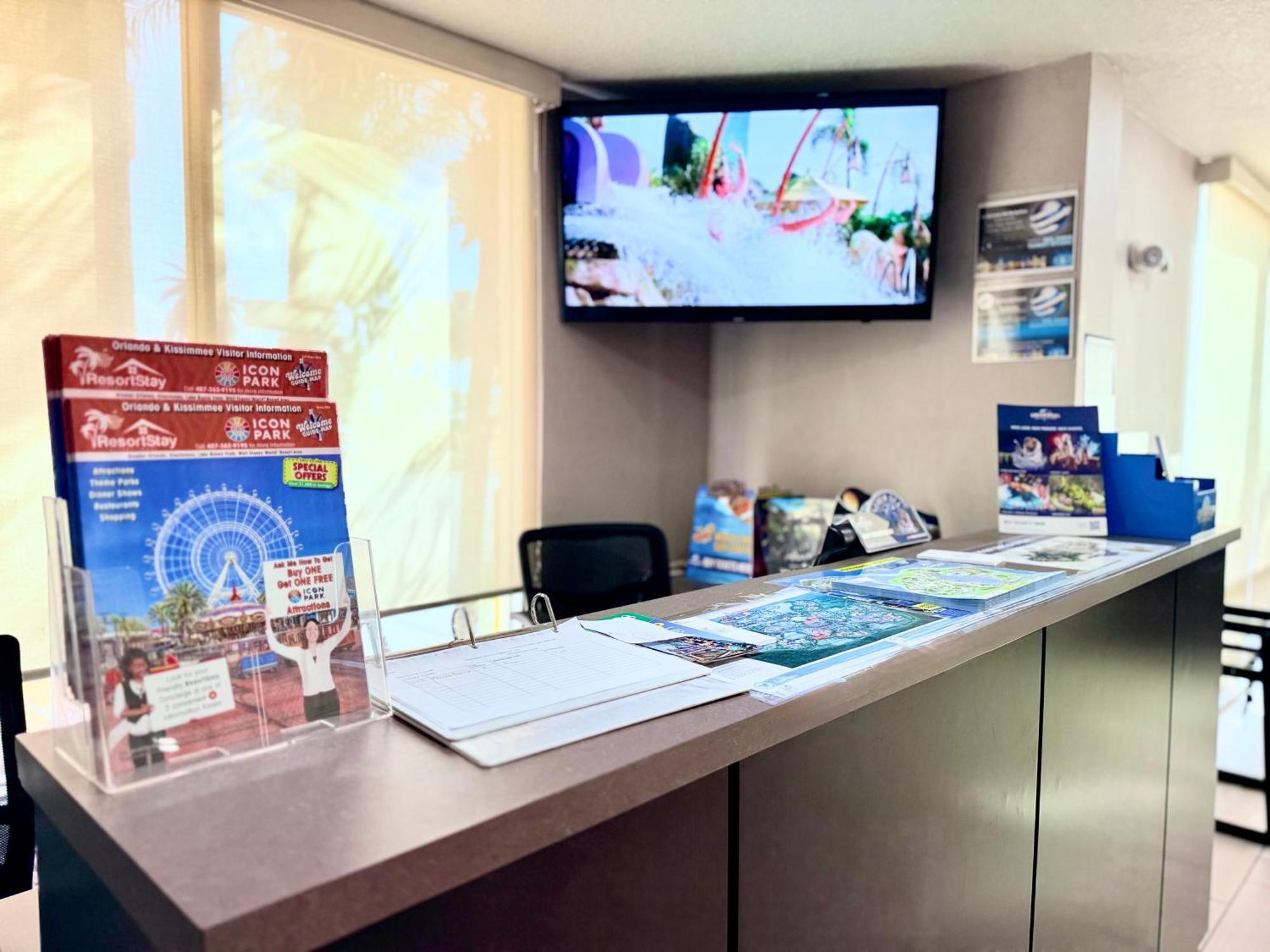 La Quinta By Wyndham Orlando Universal Area - Free Shuttle To Universal Bagian luar foto