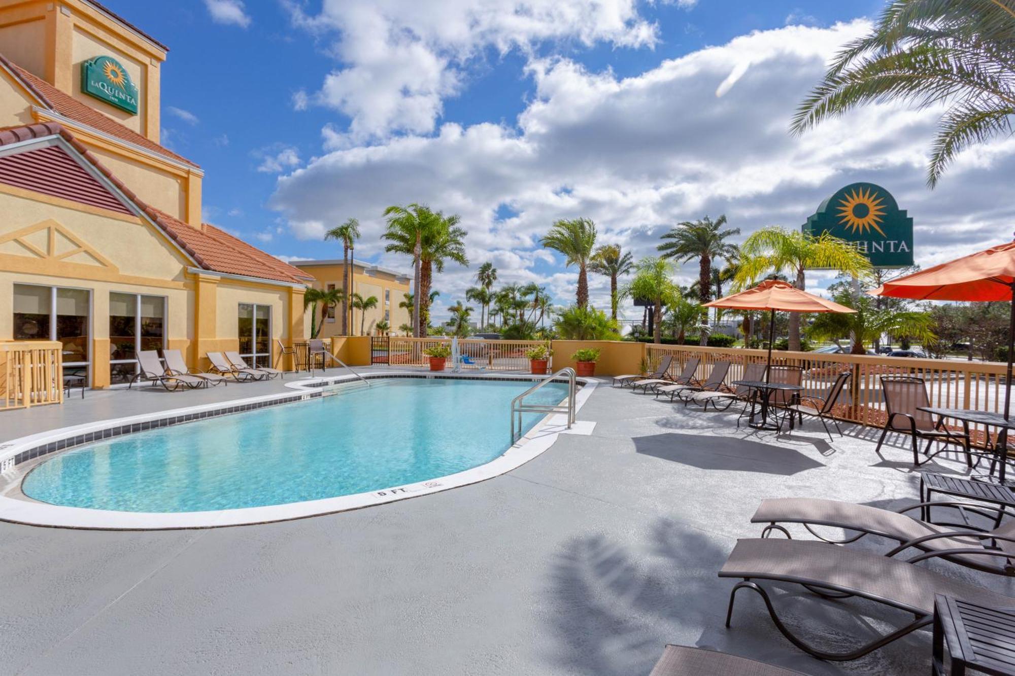 La Quinta By Wyndham Orlando Universal Area - Free Shuttle To Universal Bagian luar foto